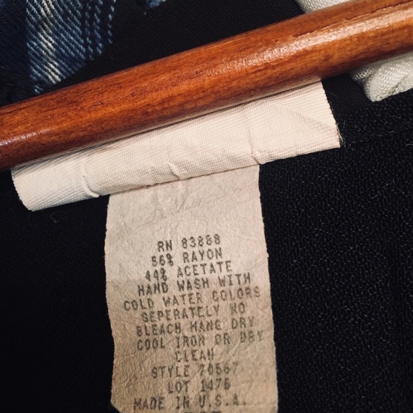 Sleeveless Dress - Picture 3 of 7